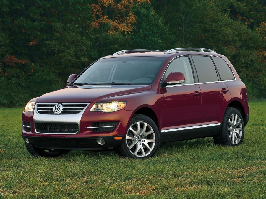  Volkswagen Touareg V10 TDi 2007 года  (US) (фото 8 из 13)